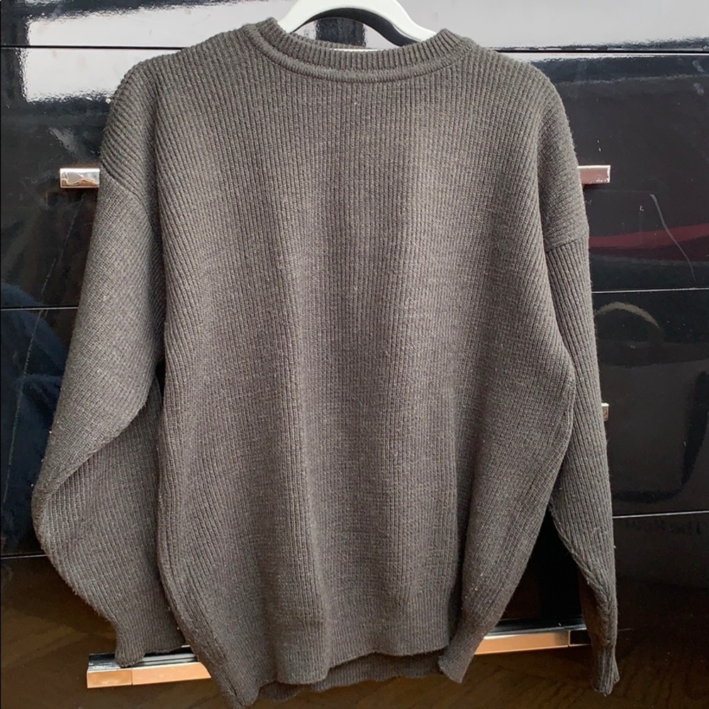 90% Acrylic 10% Wool Gray Sweater